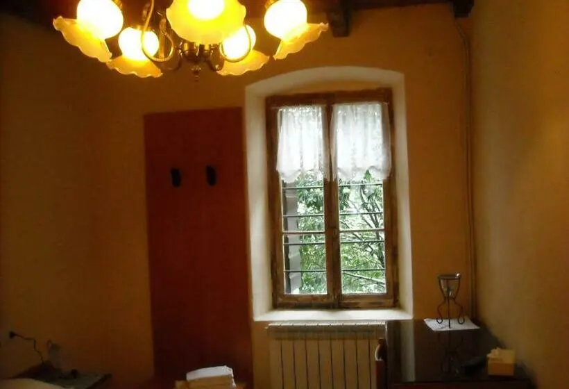 1ベッドルームアパートメントをつなぐ, B&b Corte Bezzetti