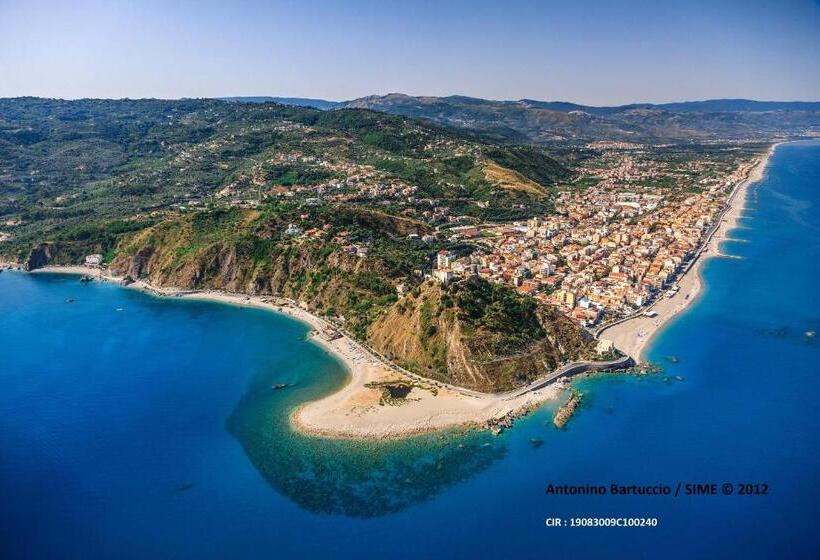 Номер Стандарт с Балконом, B&b Del Centro