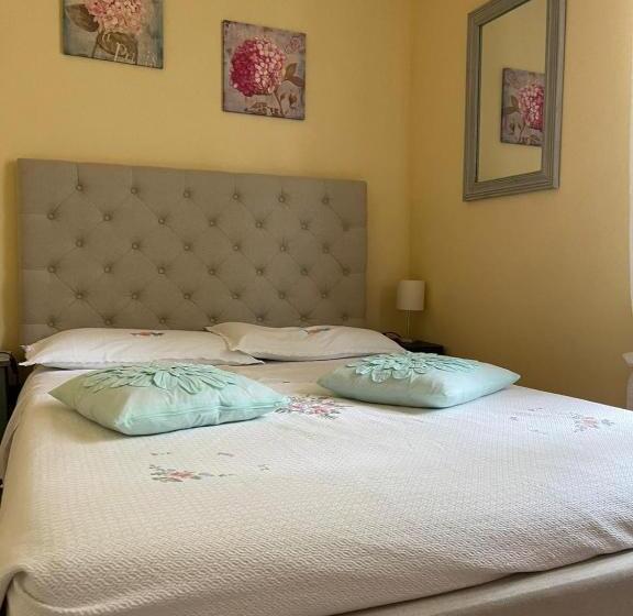 テラス付きスタンダードルーム, B&b La Bianchina