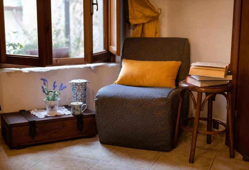 スタンダードルーム, B&b La Bouganville