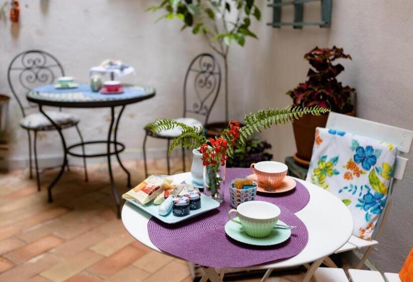 スタンダードルーム, B&b La Bouganville