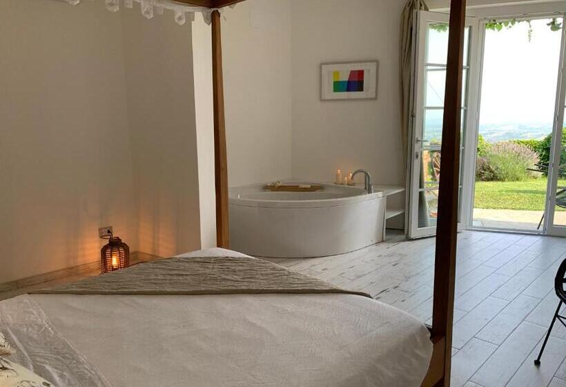 자쿠지 스위트, Casale Osvalda