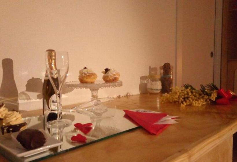 バルコニー付きスタンダードルーム, Controvento Rooms