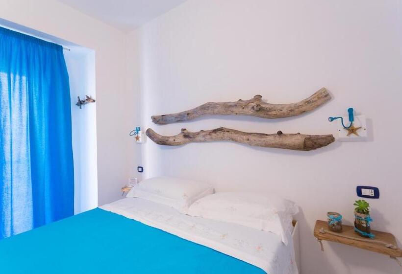 バルコニー付きスタンダードルーム, Controvento Rooms