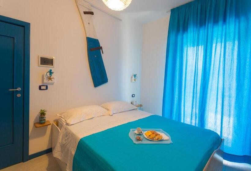 スタンダードトリプルルーム, Controvento Rooms