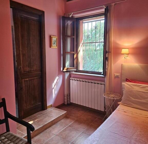 דירת חדר, La Casa Dei Tigli