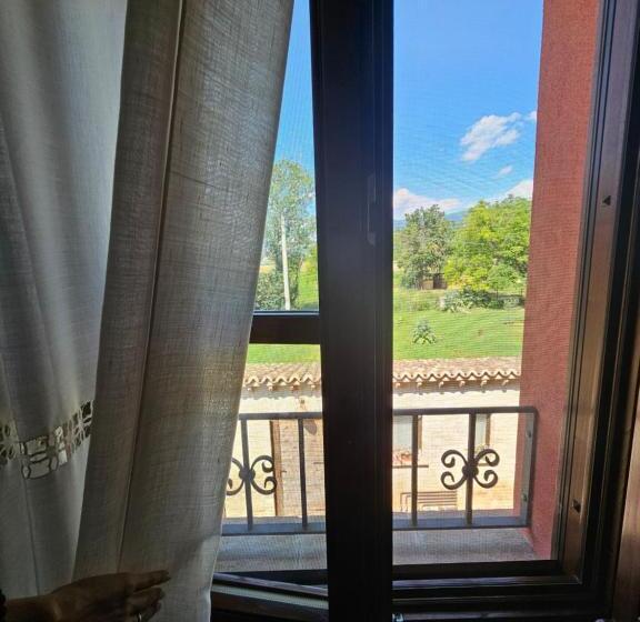 דירת חדר, La Casa Dei Tigli