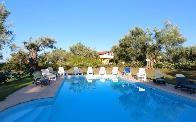 ガーデンビュースタンダードルーム, La Piana Degli Ulivi