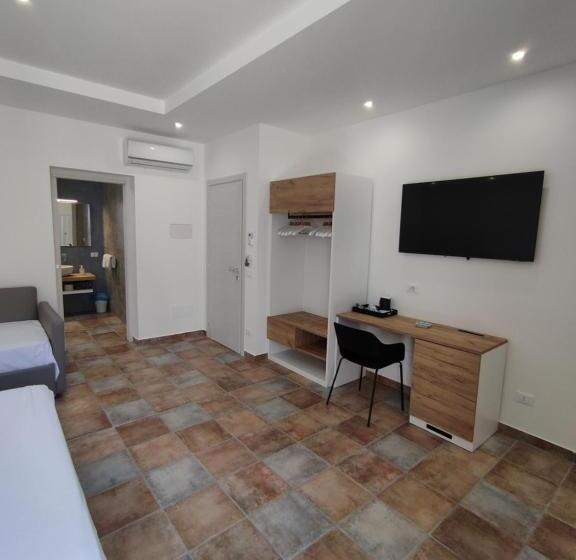 带阳台的三人标准间, Le Margherite