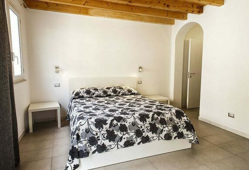 اتاق استاندارد, B&b Opera Suites