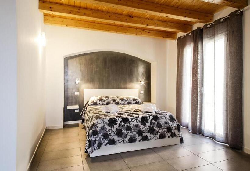 اتاق استاندارد, B&b Opera Suites