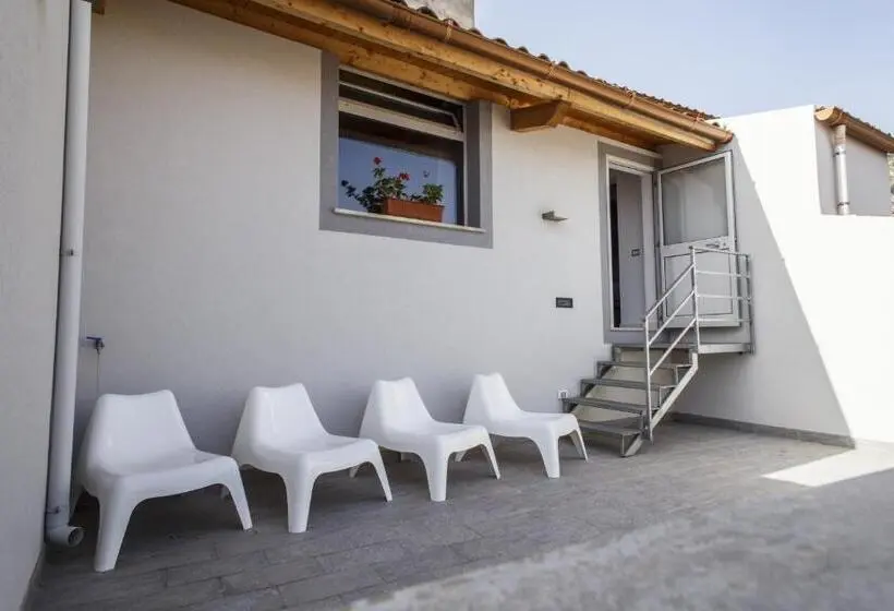 اتاق استاندارد چهار تخته, B&b Opera Suites
