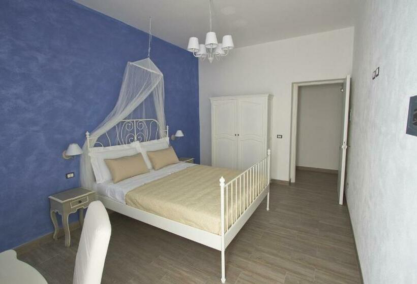 스탠다드 룸, Venustas