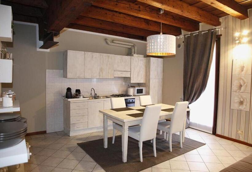 آپارتمان 1 خوابه با بالکن, Verona Rooms