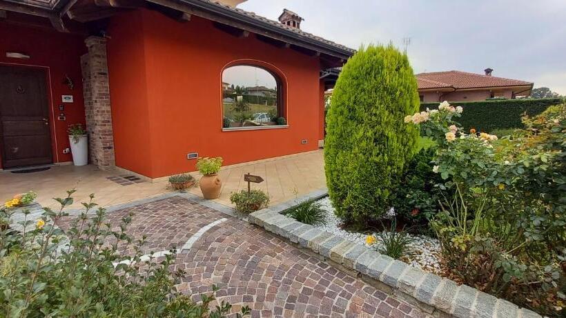 Полулюкс, Villa Laura Rooms & Pool