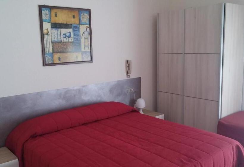 スタンダード４人部屋, Albergo Bar Ristorante Alla Rama