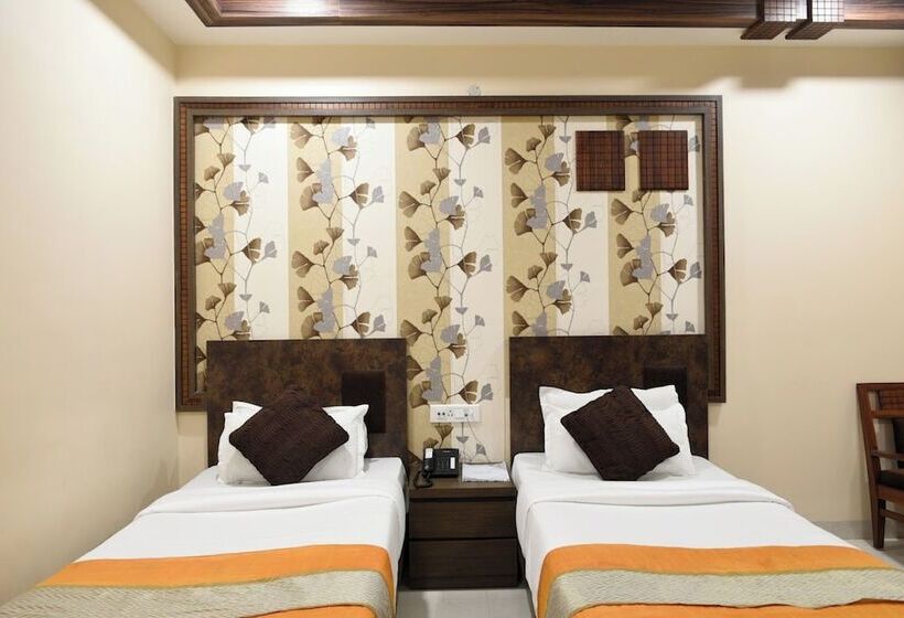 Chambre Deluxe, Rituraj
