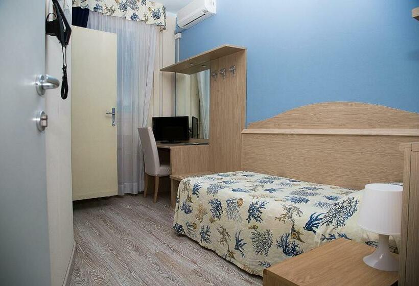 חדר סטנדרט יחיד, Umberto