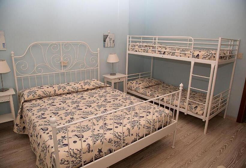 חדר סטנדרט לארבעה, Umberto