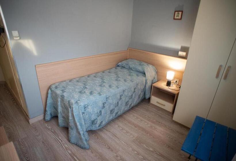 חדר סטנדרט יחיד, Umberto