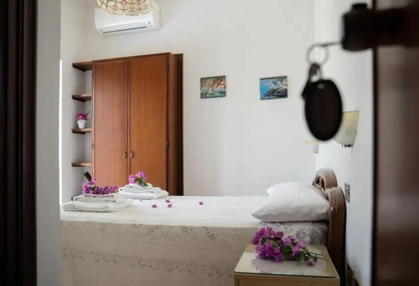 اتاق استاندارد با تخت بزرگ, Vittoria