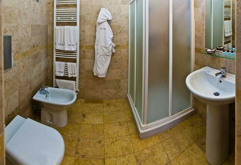 带大床的标准间, Palazzo Volta Boutique Luxury B&b