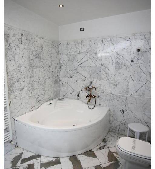 四人豪华间, Palazzo Volta Boutique Luxury B&b