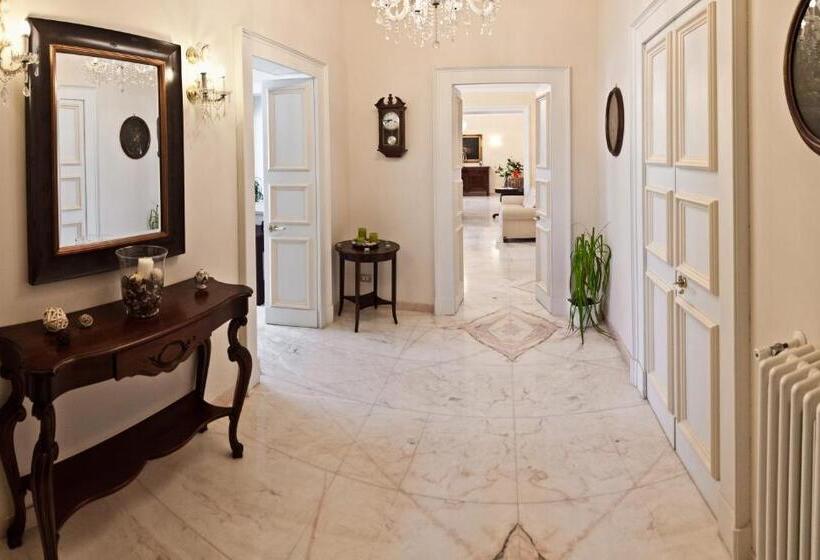 Standard room with outdoor bath, Palazzo Volta Boutique Luxury B&b