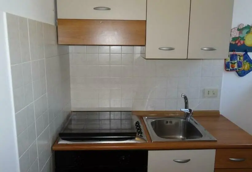استودیوی سوپریور, Stella Polare B&b