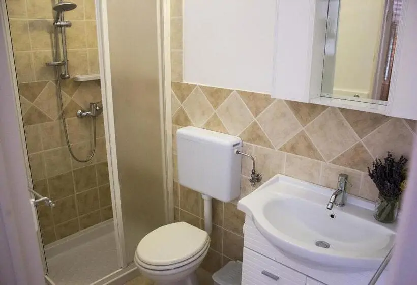 Estudio Estándar, B&b Elda Salento