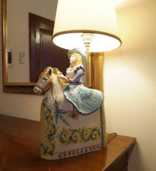 חדר קלאסי לארבעה, B&b Archidamo