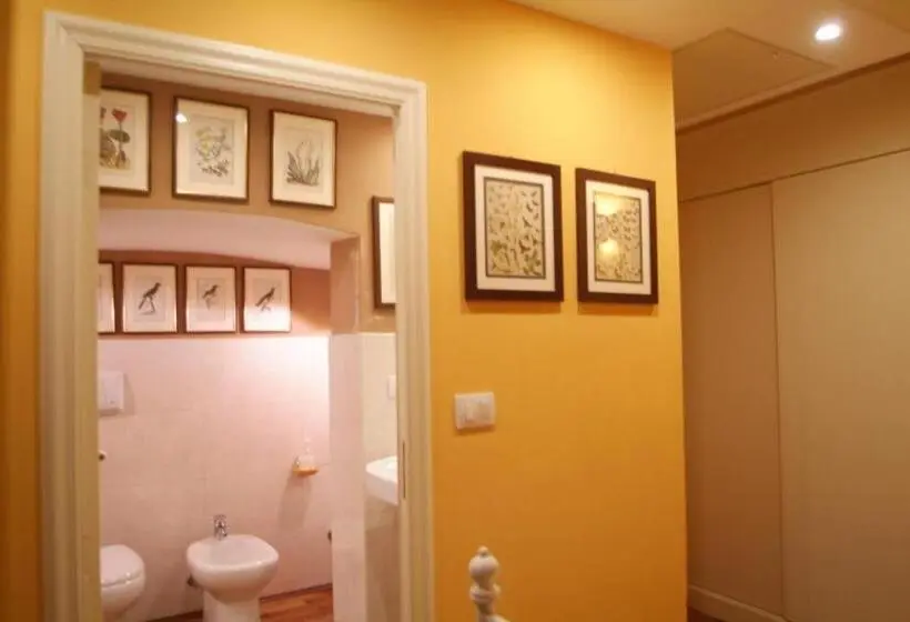اتاق ساده سه نفره, B&b Archidamo