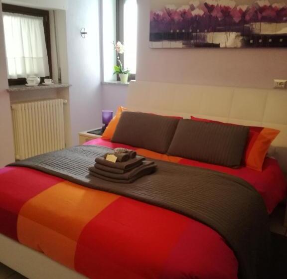 带大床的标准间, B&b Mary