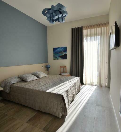 标准间带阳台, Daman Rooms & Breakfast