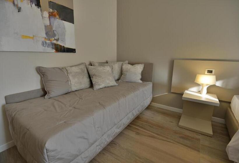 带阳台的三人标准间, Daman Rooms & Breakfast