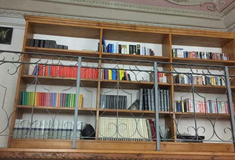 Chambre Deluxe, Due Papi