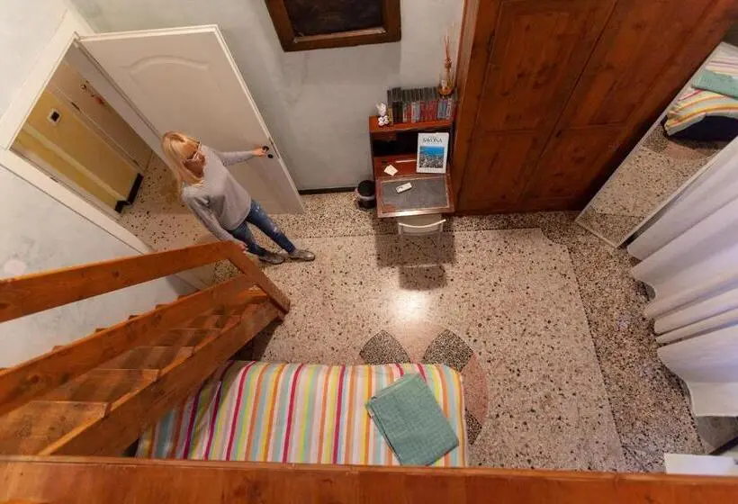 Chambre Quadruple Standard, Due Papi