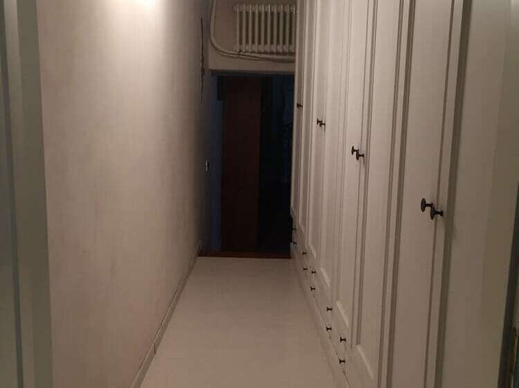 Chambre Deluxe, Due Papi