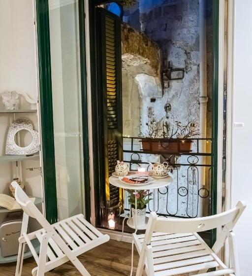 اتاق لوکس, Il Campanile