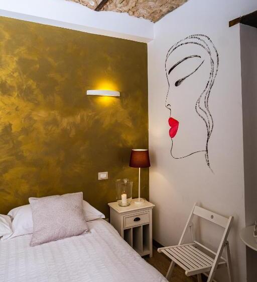 اتاق لوکس, Il Campanile