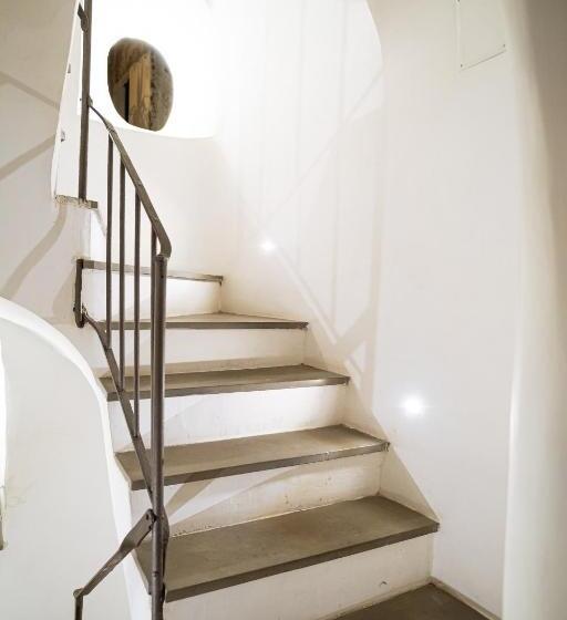 اتاق لوکس, Il Campanile