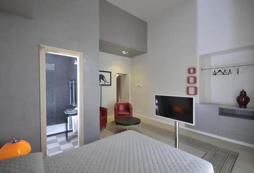 غرفة قياسية, Villa Battista