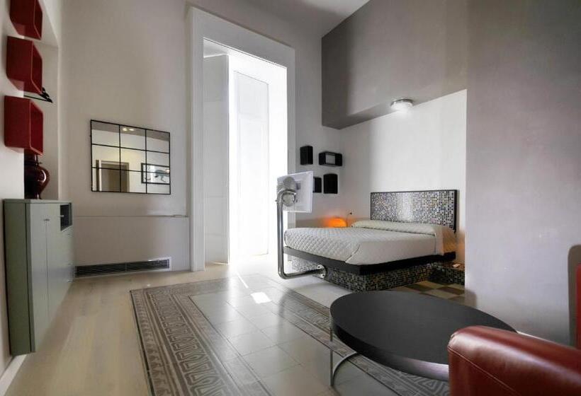 غرفة قياسية, Villa Battista