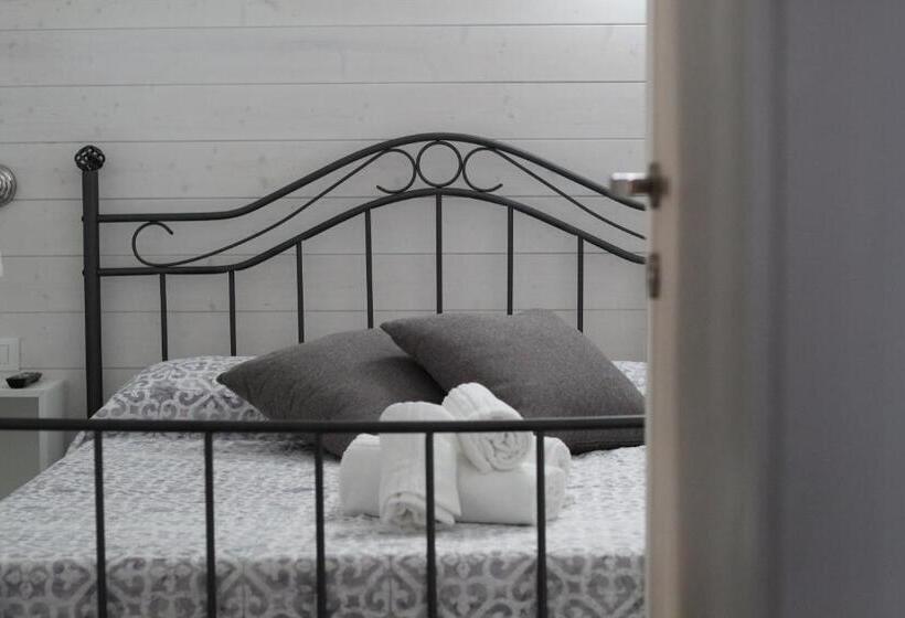 إستديو عائلى, Bed & Breakfast Mafi