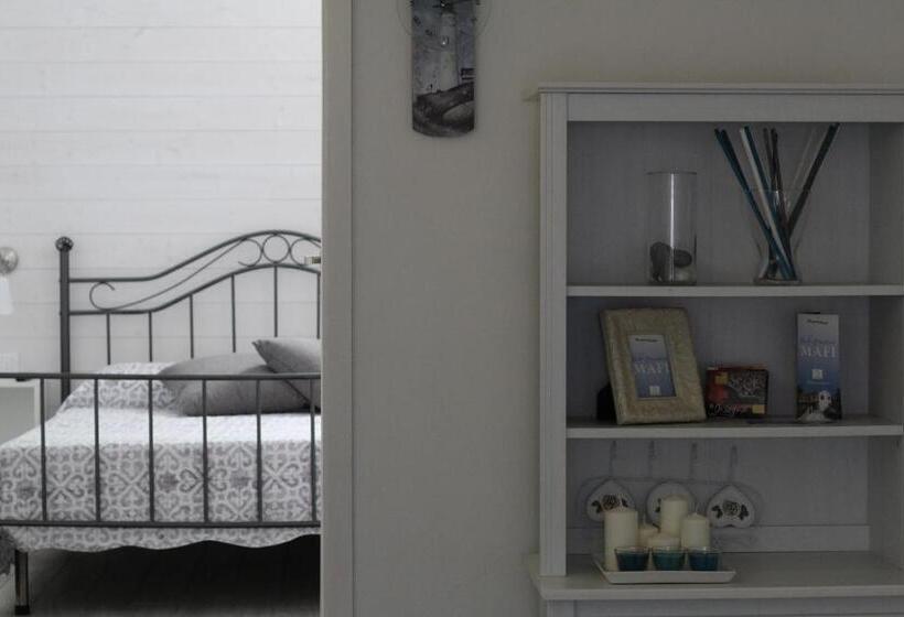 إستديو عائلى, Bed & Breakfast Mafi