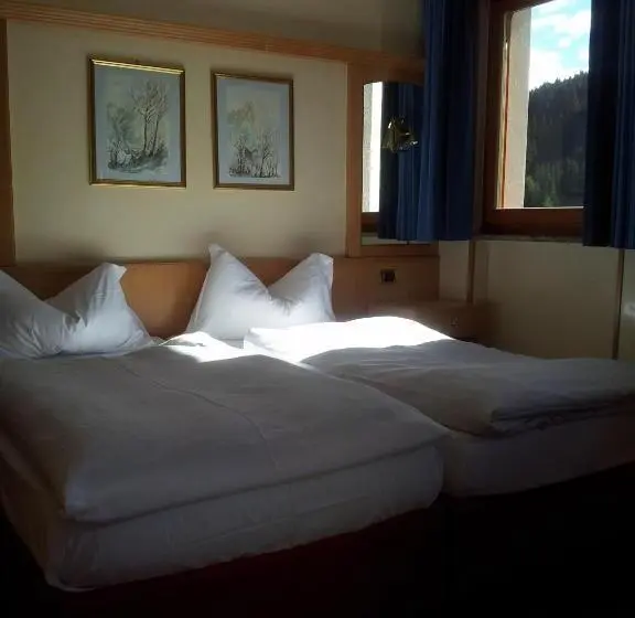 バルコニー付きスタンダードルーム, Chalet Brigitte B&b