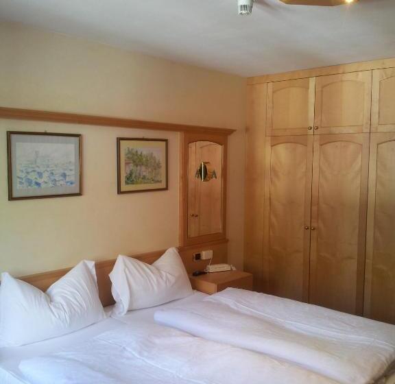 스탠다드 발코니 룸, Chalet Brigitte B&b