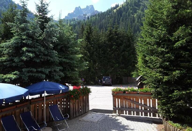 Номер Стандарт с Балконом, Chalet Brigitte B&b