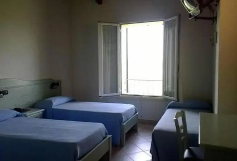 スタンダードトリプルルーム, Albergo Del Po
