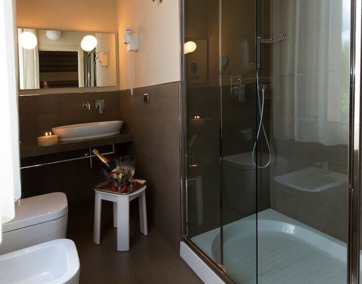 标准三人间, Rosenblatt